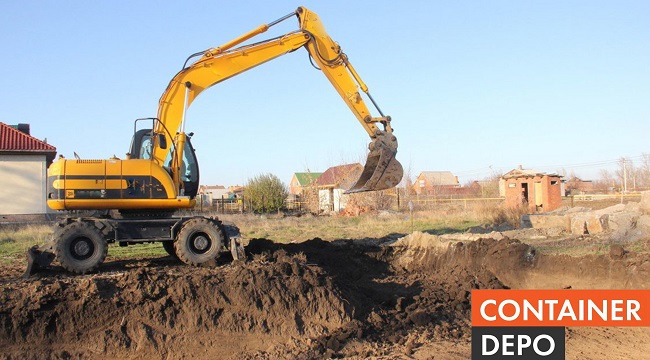 экскаватор-погрузчик с оператором