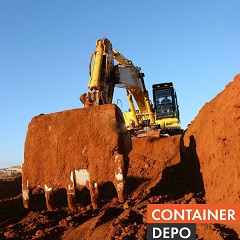 мини-экскаватор в отличном состоянии